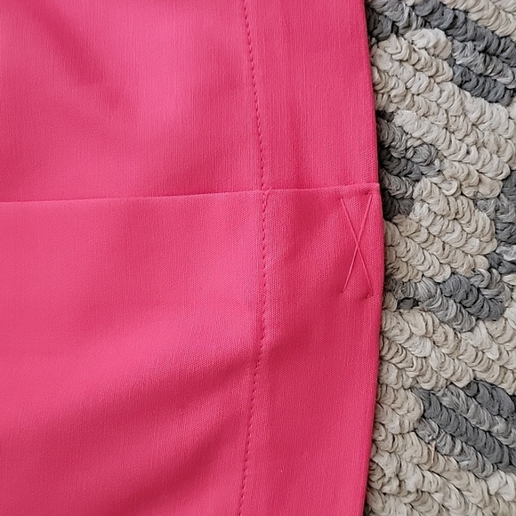 Classic Pencil Skirt - Picture 4 of 5